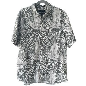 Banana Republic Men’s Slim Fit Pattern Button Down Short Sleeve Size L